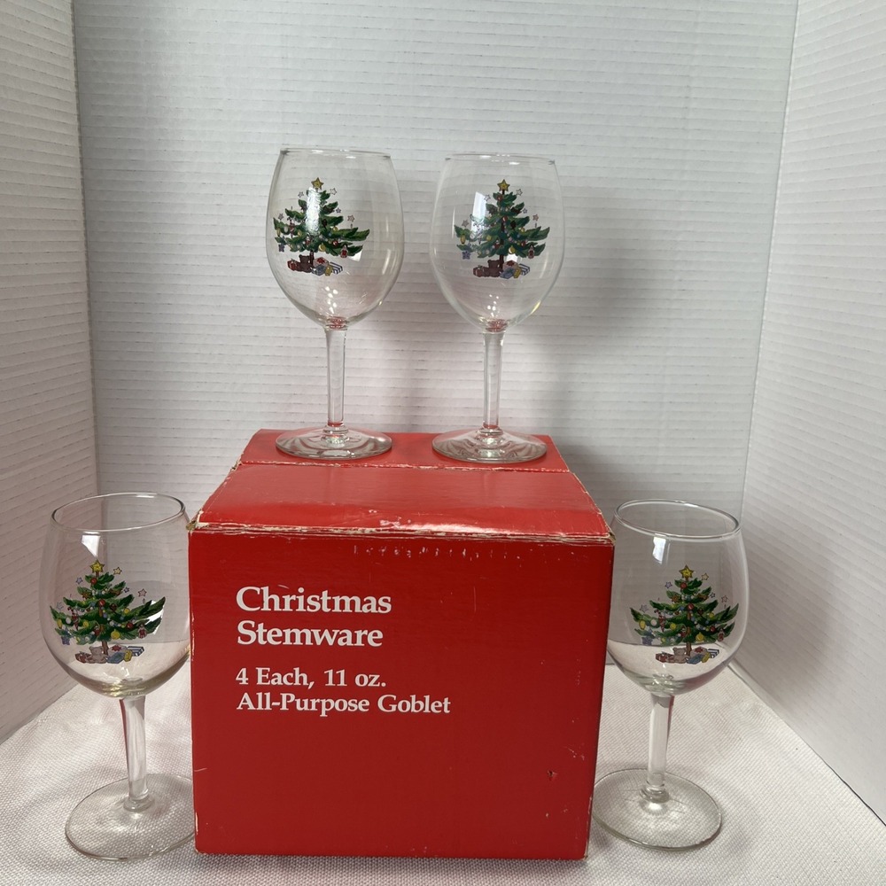 Nikko Christmastime Stemware Set Of 4‎ All-Purpose Goblet 11 Oz.